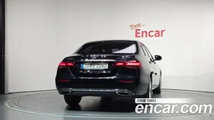 Mercedes-Benz E-Class, 2023 — миниатюра 4