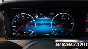 Mercedes-Benz E-Class, 2023 — миниатюра 8