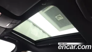 Mercedes-Benz E-Class, 2023 — миниатюра 18