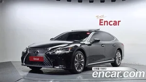 Lexus LS, 2018 — миниатюра 1