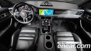 Porsche Panamera, 2019 — миниатюра 7