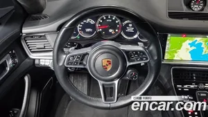 Porsche Panamera, 2019 — миниатюра 13