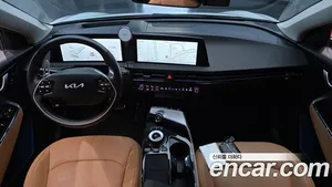Kia EV6, 2022 — миниатюра 7