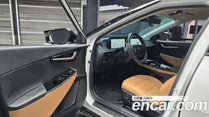 Kia EV6, 2022 — миниатюра 10