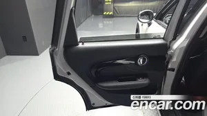Mini Clubman, 2023 — миниатюра 15