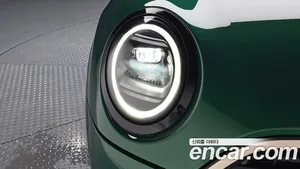 Mini Cooper Convertible, 2025 — миниатюра 8