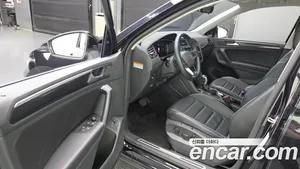 Volkswagen Tiguan, 2022 — миниатюра 13