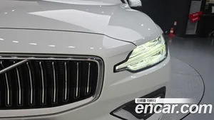 Volvo S60, 2023 — миниатюра 8