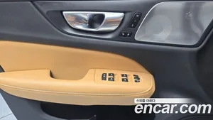 Volvo S60, 2023 — миниатюра 29