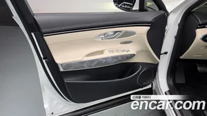 Genesis GV70, 2023 — миниатюра 14