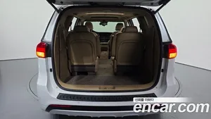 Kia Carnival, 2016 — миниатюра 33