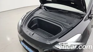 Tesla Model Y, 2024 — миниатюра 6