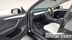 Tesla Model Y, 2024 — миниатюра 10