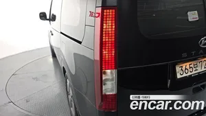 Hyundai Staria, 2023 — миниатюра 9
