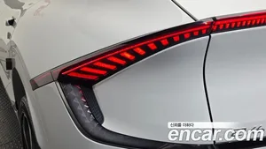 Kia EV6, 2022 — миниатюра 8