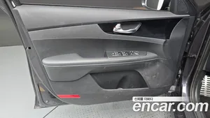 Kia K3, 2023 — миниатюра 14
