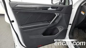 Volkswagen Tiguan, 2022 — миниатюра 14