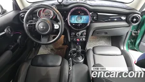 Mini Cooper, 2021 — миниатюра 9