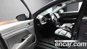 Hyundai Avante, 2017 — миниатюра 12