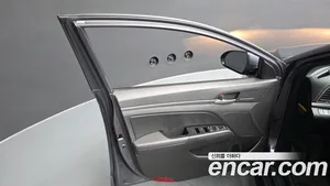 Hyundai Avante, 2017 — миниатюра 13