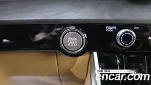Kia Carnival, 2022 — миниатюра 30