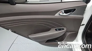 Kia Stinger, 2022 — миниатюра 14