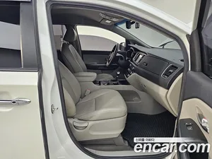 Kia Carnival, 2018 — миниатюра 11