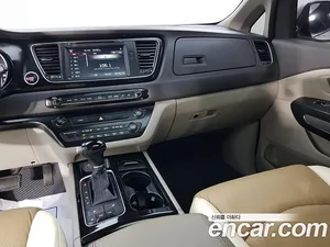 Kia Carnival, 2015 — миниатюра 10
