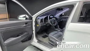 Hyundai Avante, 2017 — миниатюра 13