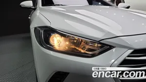 Hyundai Avante, 2017 — миниатюра 8