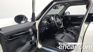 Mini Cooper, 2019 — миниатюра 13