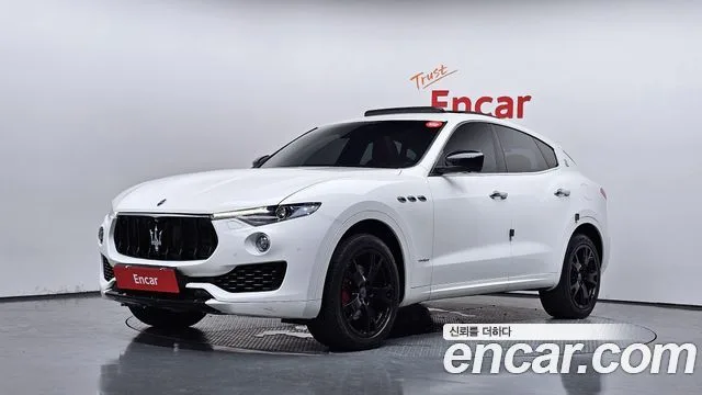 Maserati Levante, 2018 — фото автомобиля из Кореи