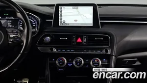 Genesis G70, 2017 — миниатюра 20