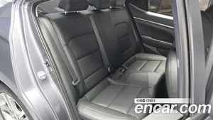 Hyundai Avante, 2018 — миниатюра 17