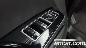 Cadillac Escalade, 2025 — миниатюра 27