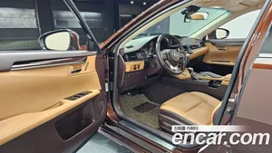 Lexus ES, 2016 — миниатюра 10
