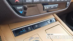 Lexus ES, 2016 — миниатюра 17