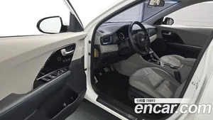 Kia Niro, 2017 — миниатюра 12