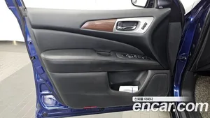 Nissan Pathfinder, 2017 — миниатюра 14