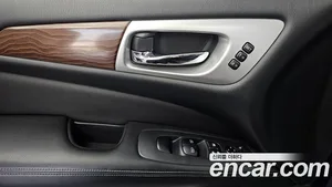 Nissan Pathfinder, 2017 — миниатюра 27