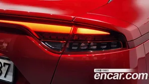 Kia Stinger, 2022 — миниатюра 9