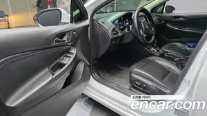 Chevrolet Cruze, 2017 — миниатюра 13