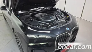 BMW 7-Series, 2025 — миниатюра 6