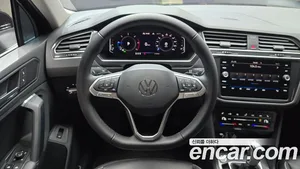 Volkswagen Tiguan, 2021 — миниатюра 19