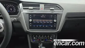 Volkswagen Tiguan, 2021 — миниатюра 29