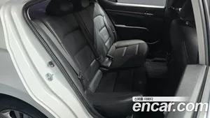 Hyundai Avante, 2016 — миниатюра 17