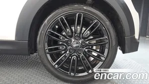 Mini Cooper, 2023 — миниатюра 6