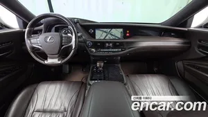 Lexus LS, 2018 — миниатюра 7