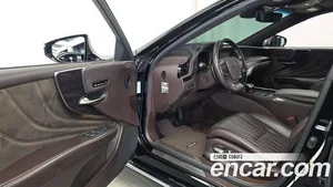 Lexus LS, 2018 — миниатюра 10