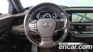 Lexus LS, 2018 — миниатюра 13